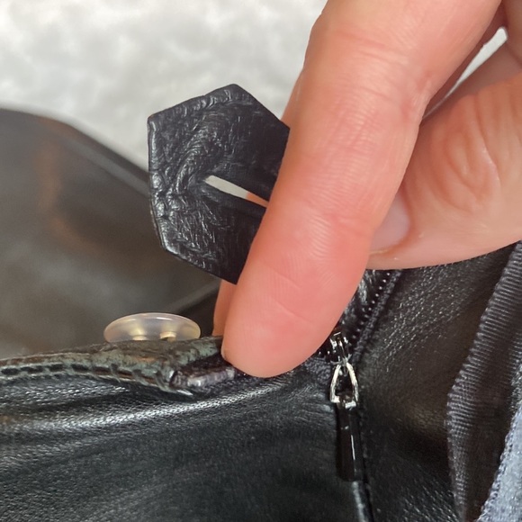 MUST GO 🥳NEW ITEM HUGO BUSCATTI  leather pants 🌸🌸 - Picture 11 of 12